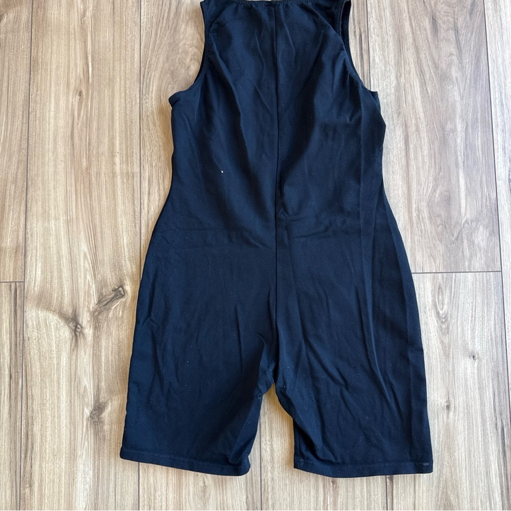 Gap One Piece Workout Jumpsuit Short Athletic Romper Sz Large Black  Women’s - Picture 4 of 5